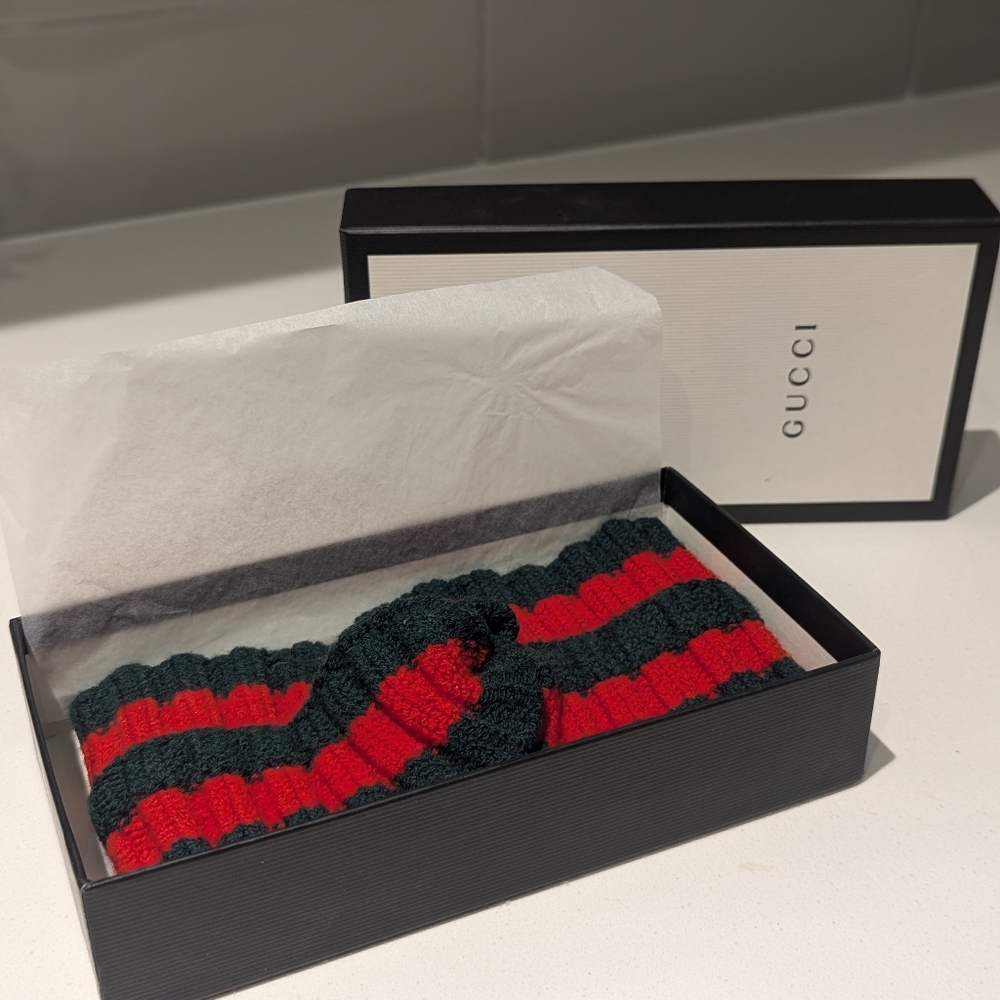 BNWT - Authentic Gucci Head Band / Ear Warmer